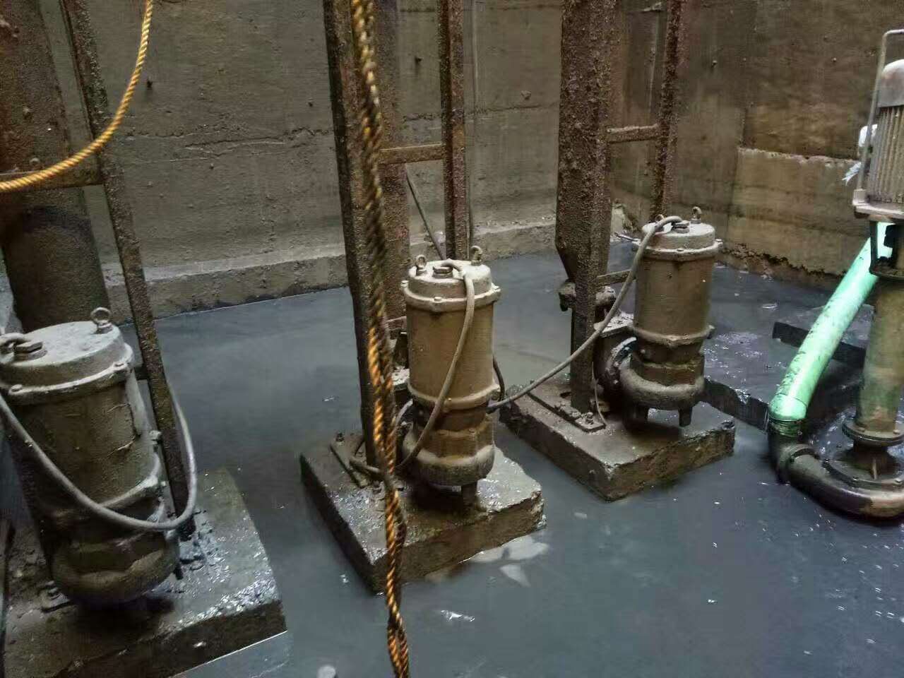 禹会污水池清理